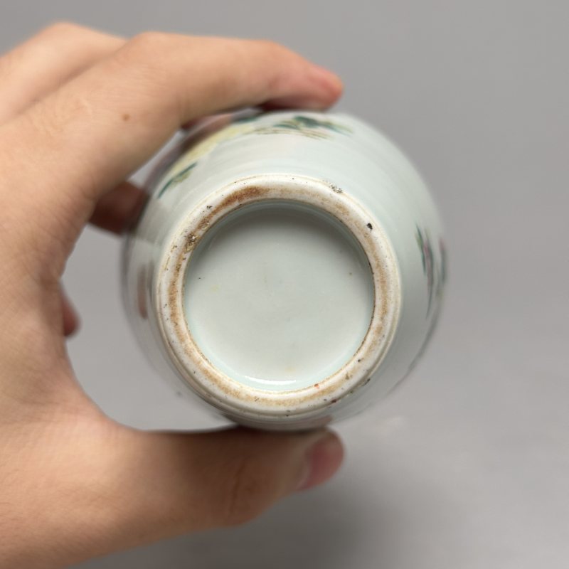 清中期 粉彩花卉纹萝卜瓶 - 图9