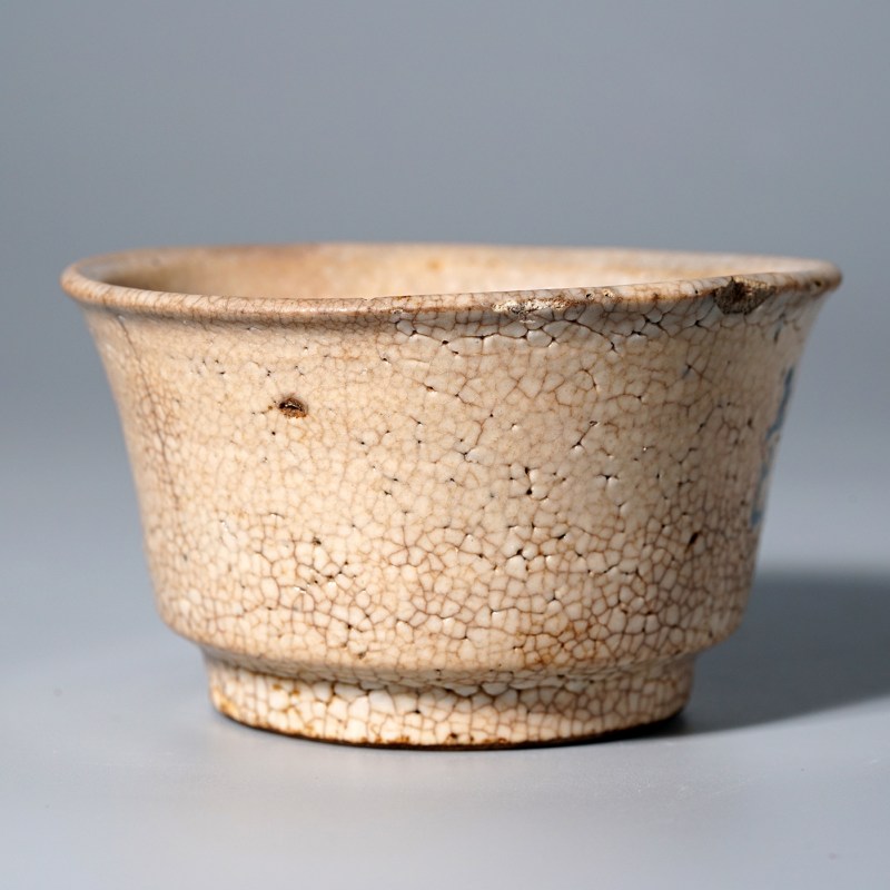 明 青花“玉巳”哥釉折腰杯 - 图3