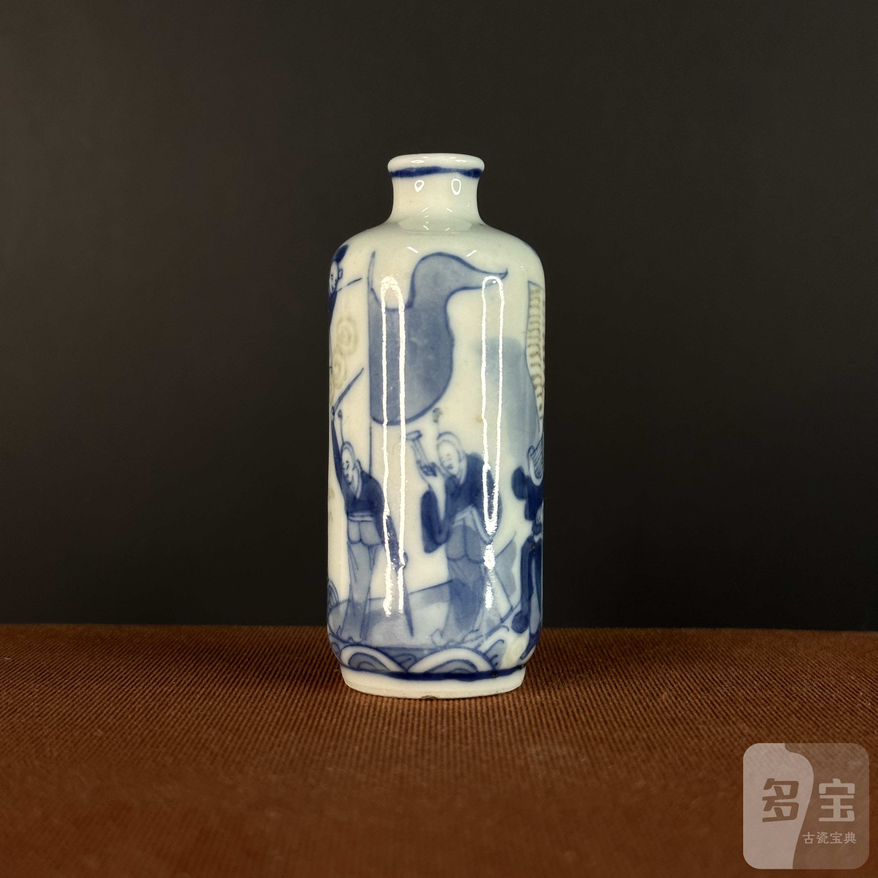 清青花釉里红水漫金山纹鼻烟壶-多宝古瓷宝典