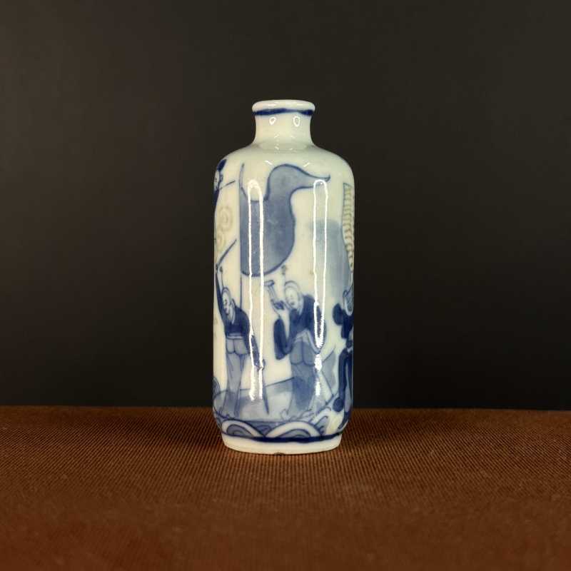 清青花釉里红水漫金山纹鼻烟壶-多宝古瓷宝典