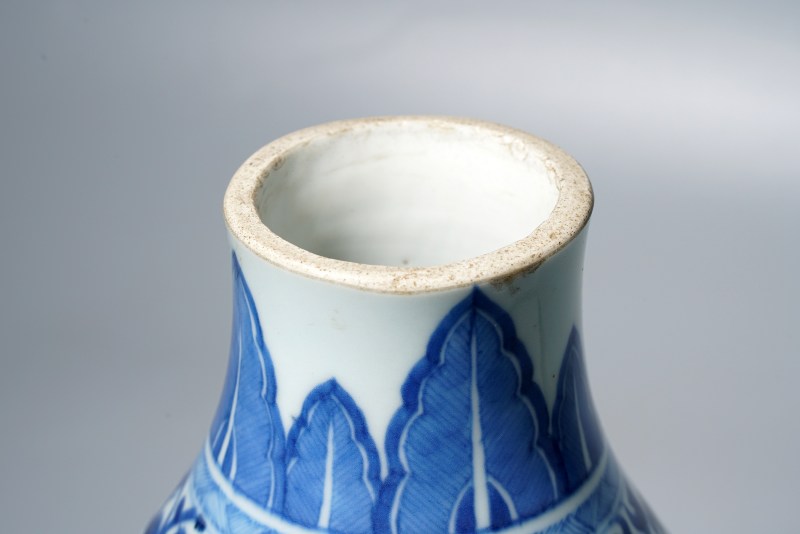 清康熙 青花缠枝莲纹尊 - 图5
