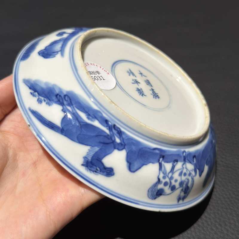 清康熙 青花八骏图盘 - 图8