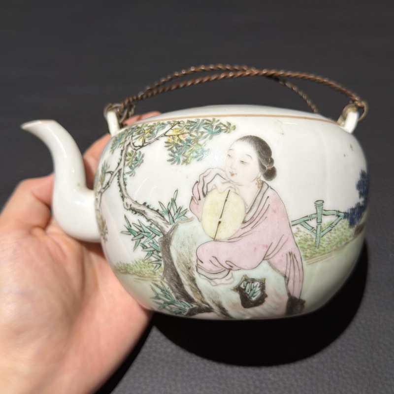 清光绪一八九八年 徐善琴绘浅绛彩桂花仕女图壶 - 图4