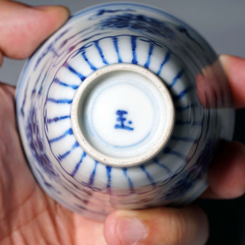 清光绪 青花缠枝莲纹铃铛杯一对 - 图11
