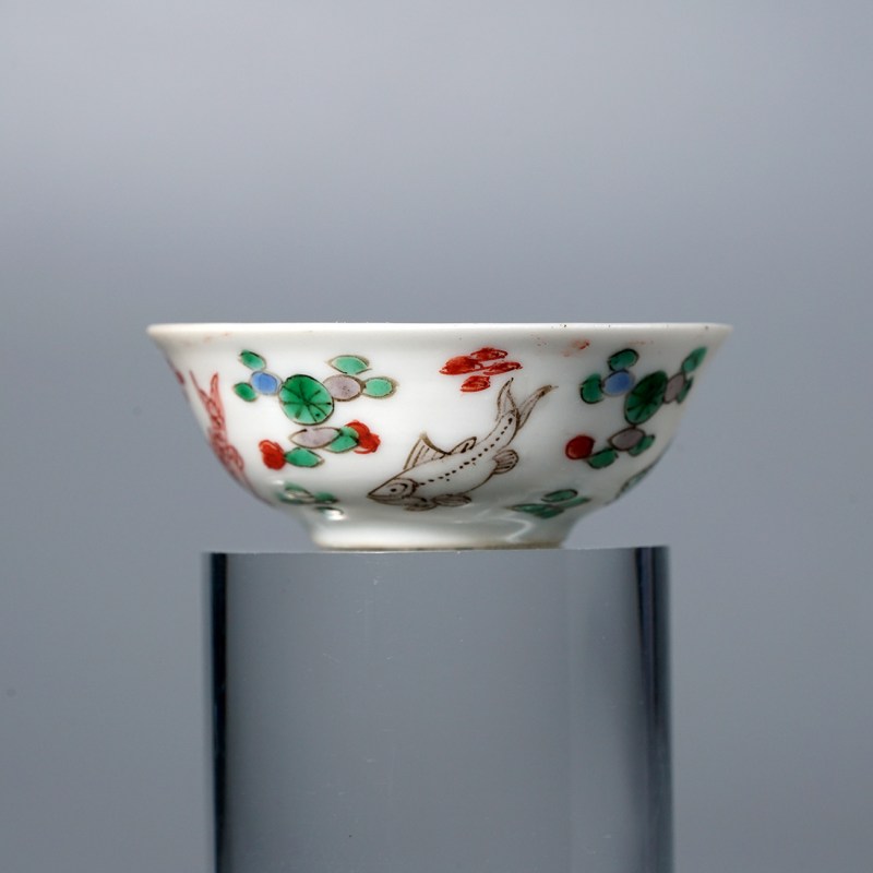 清康熙 五彩清白礼贵鱼藻纹小杯 - 图8