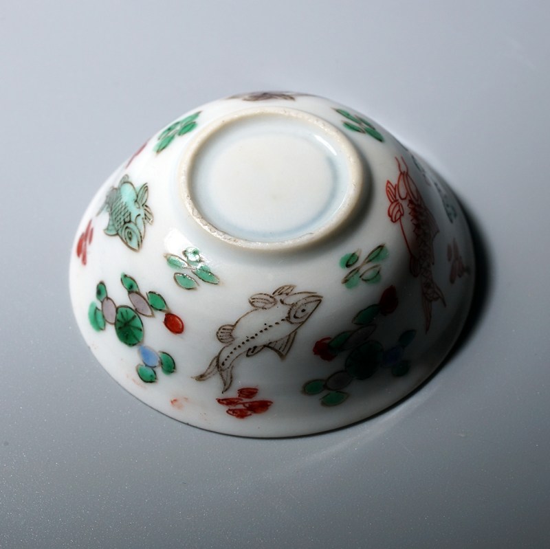 清康熙 五彩清白礼贵鱼藻纹小杯 - 图11