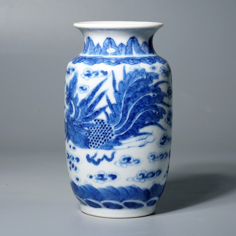 清晚期 青花龙凤纹灯笼小瓶 - 图4