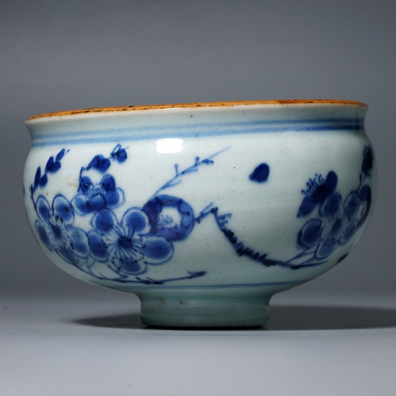 清顺治 青花折枝花卉纹净水碗 - 图12