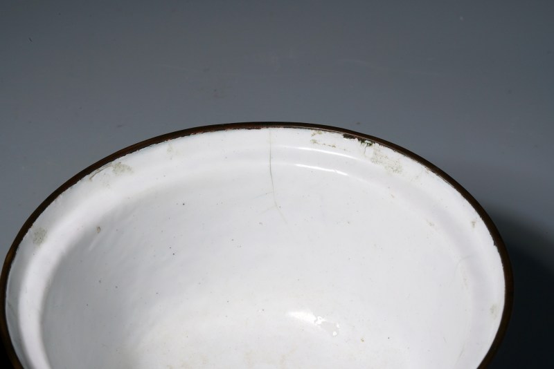 清乾隆 铜胎画珐琅云龙纹茶碗 - 图9