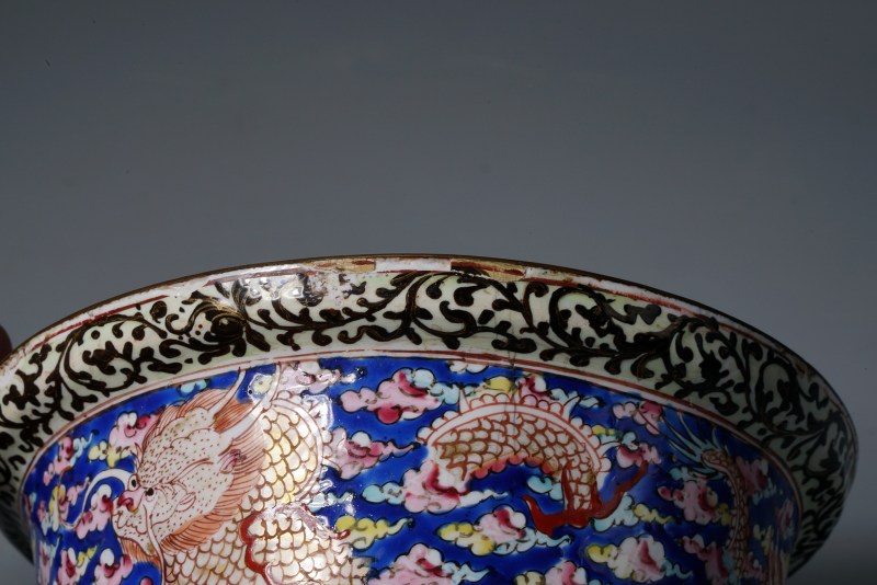 清乾隆 铜胎画珐琅云龙纹茶碗 - 图19