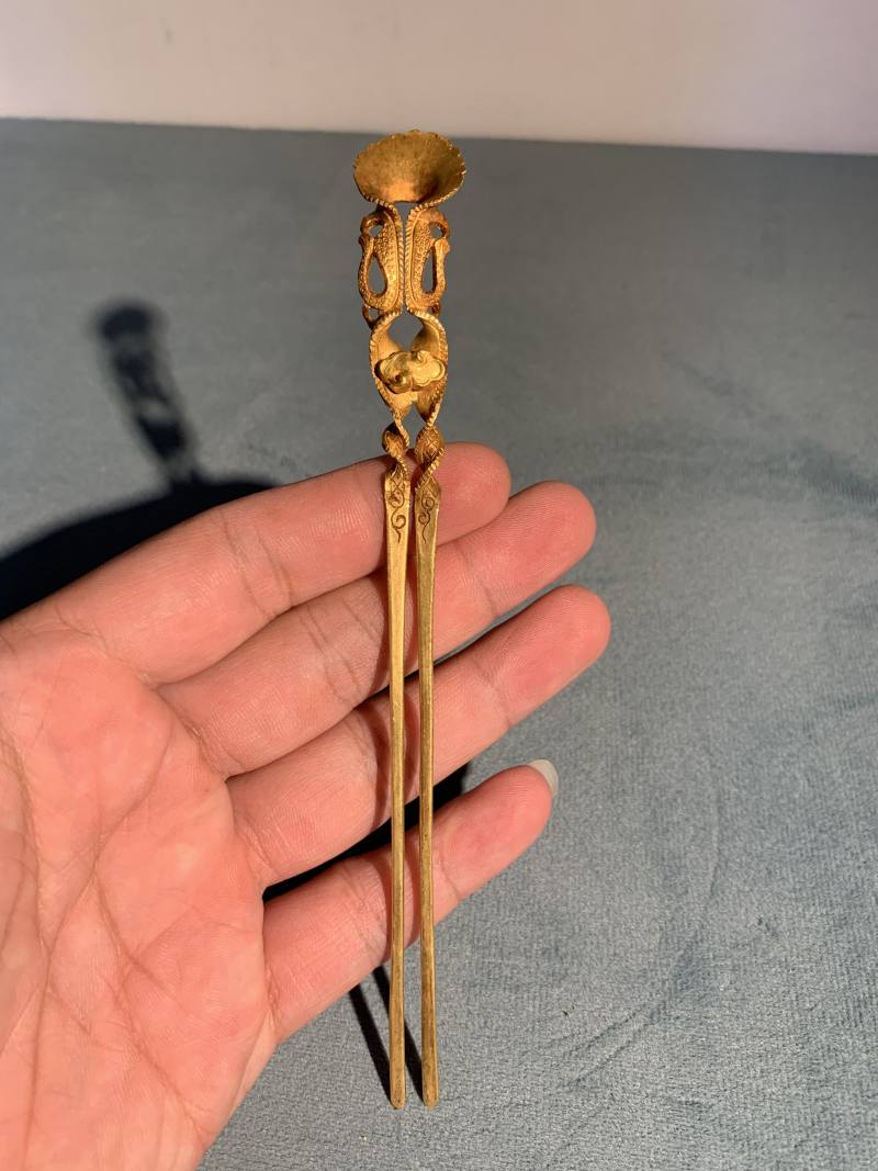 明 金双龙纹花首钗 - 图6