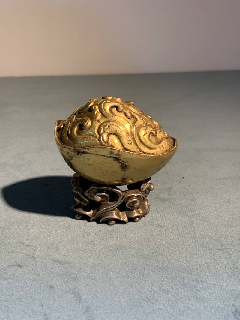 清 铜鎏金托巴碗摆件（附银质器座） - 图7