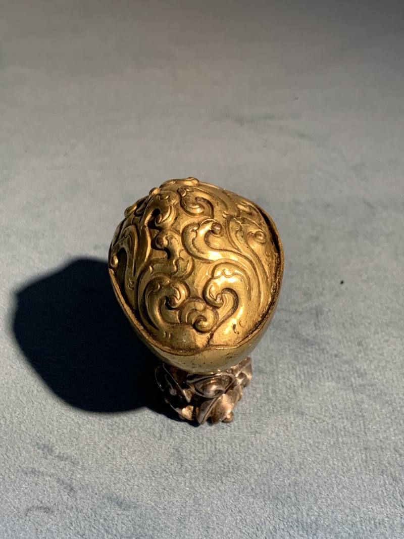 清 铜鎏金托巴碗摆件（附银质器座） - 图8