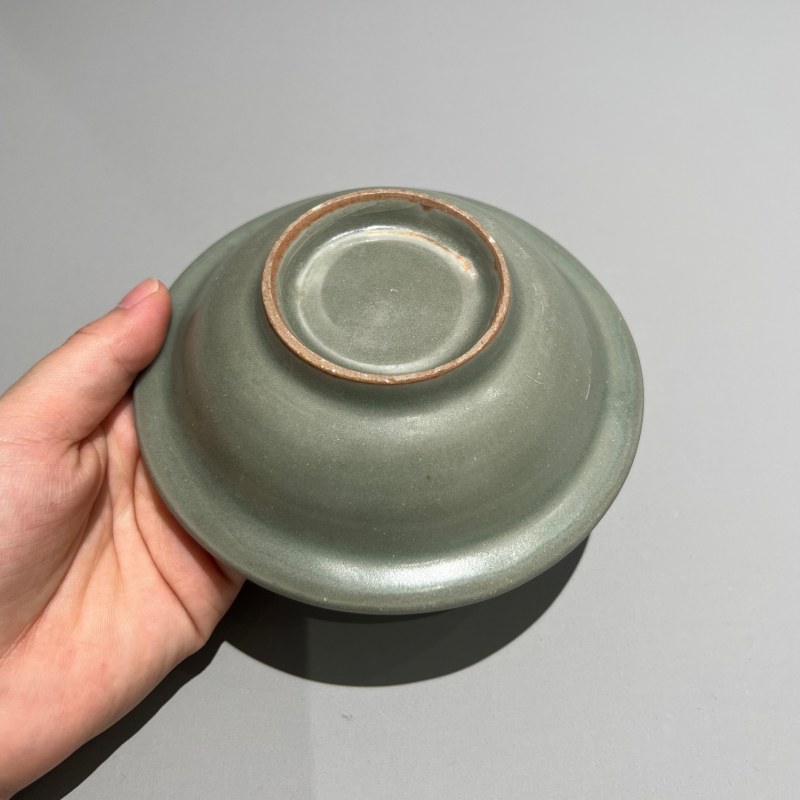 明代 龙泉窑青釉菊瓣洗 - 图8
