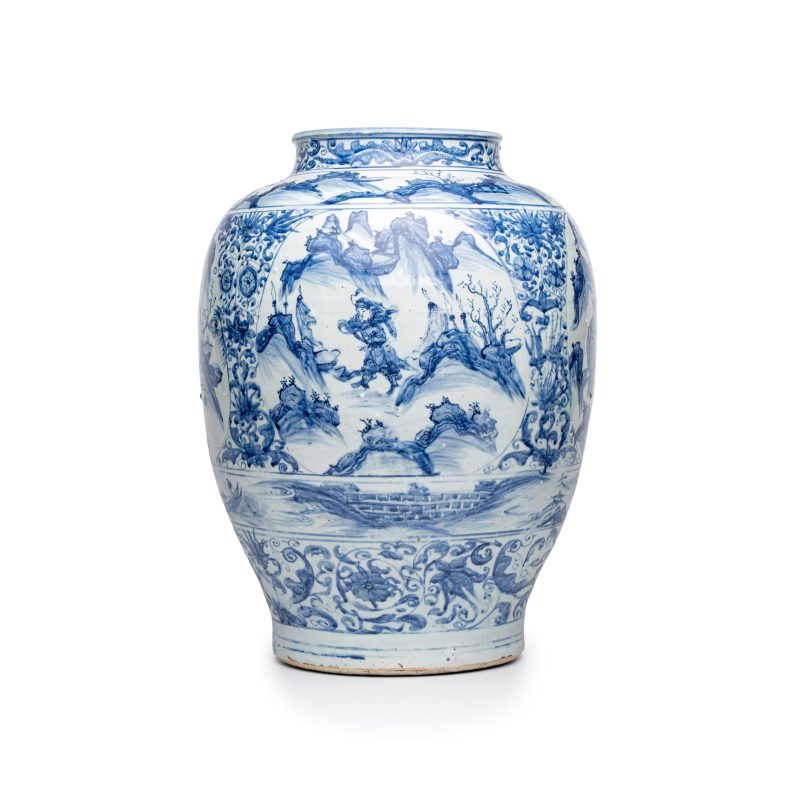 An exceptional pair of large Chinese blue and white 'Dignitaries and Warriors' vases - 图5
