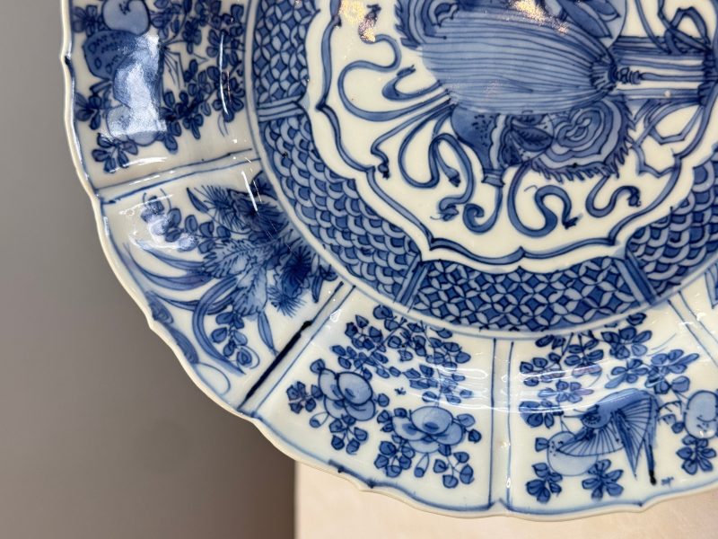 A Chinese blue and white 'Double Gourd' plate - 图9