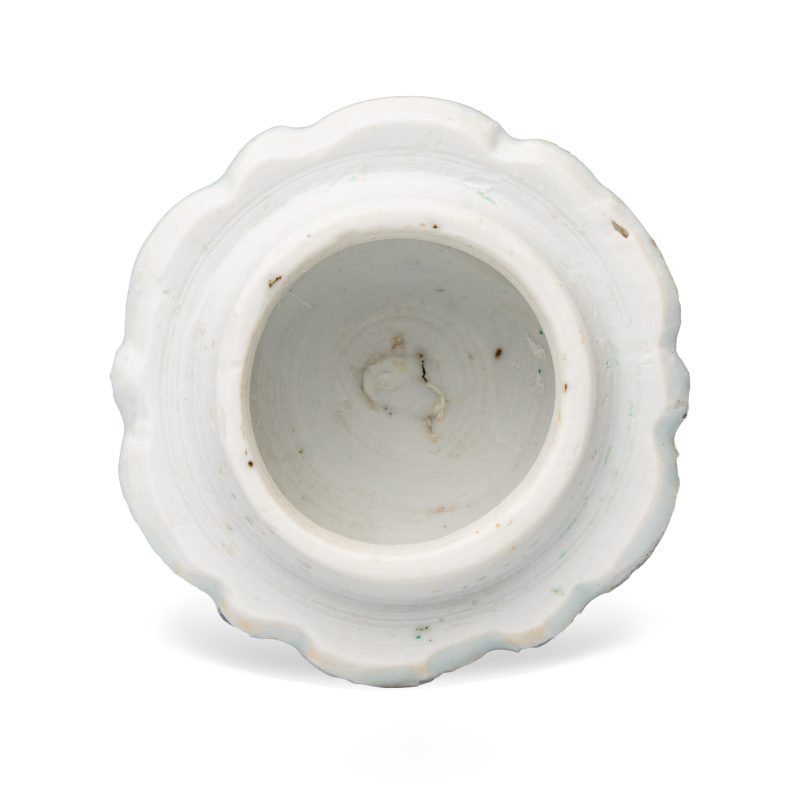 A pair of Chinese blue and white covered mustard pots with floral design - 图15