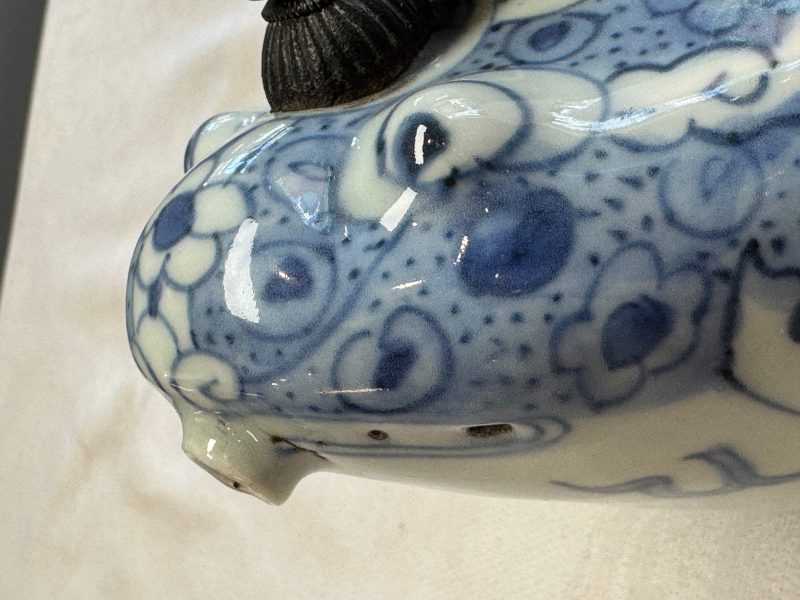 A Chinese blue and white 'Toad' ewer - 图28