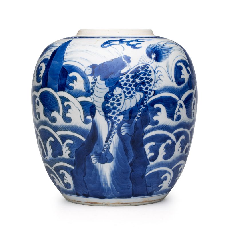 A pair of Chinese blue and white 'Mythical Beast' jars with later wooden covers and stands - 图4