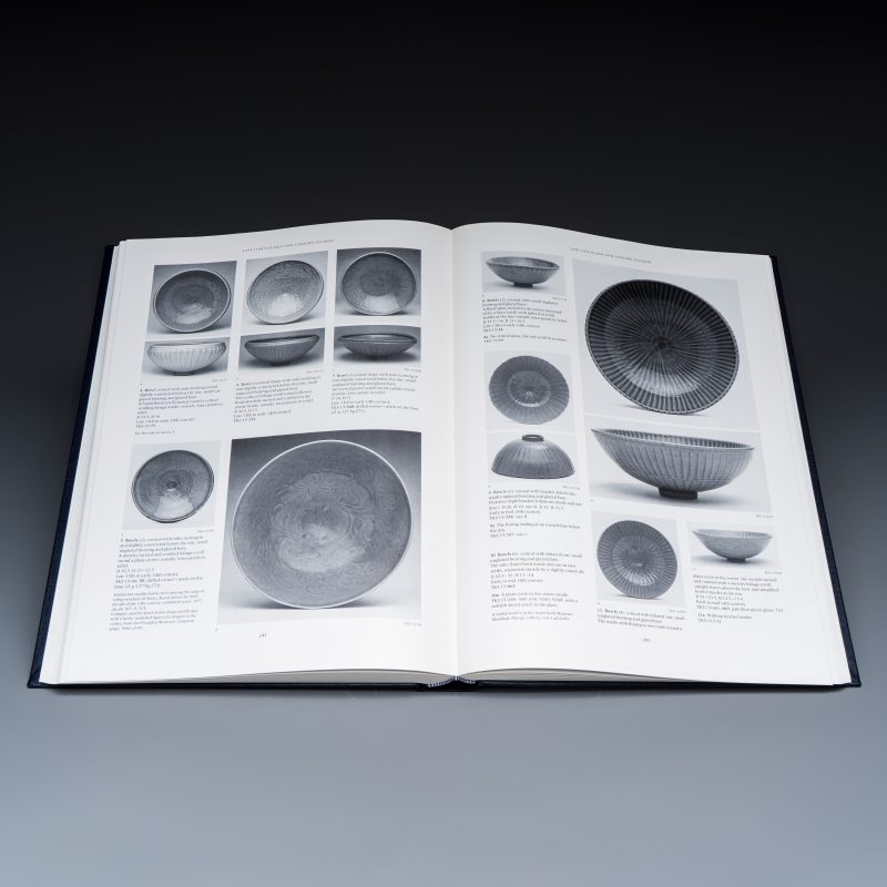 Regina Krahl, John Ayers: Chinese Ceramics in the Topkapi Saray Museum, Istanbul: A Complete Catalogue, 3 volumes - 图7