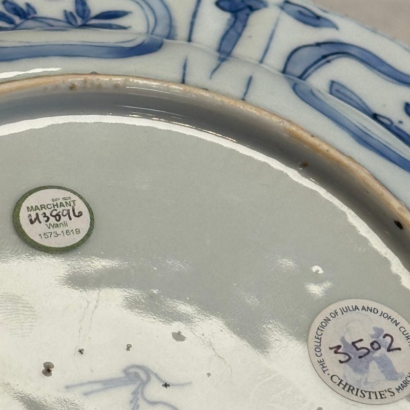 A Chinese blue and white 'Mandarin Duck' plate - 图23