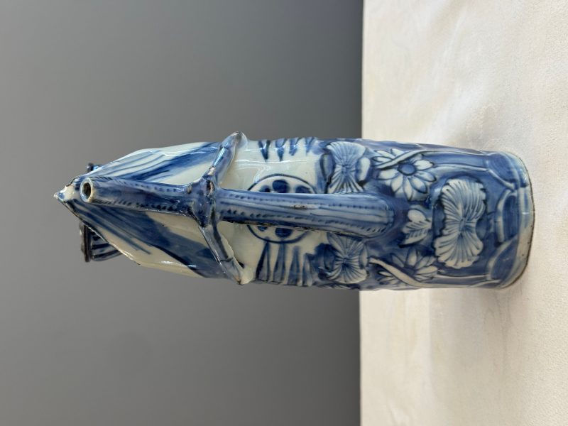 A rare Chinese blue and white 'Crayfish' ewer with silver cover - 图14