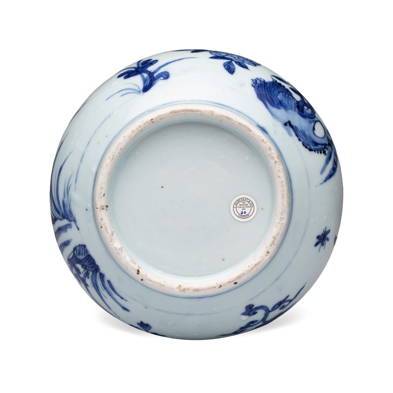 A Chinese blue and white 'Birds among Flowering Branches' kendi - 图7