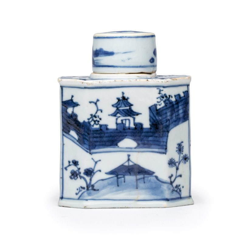 A Chinese blue and white tea caddy and cover
