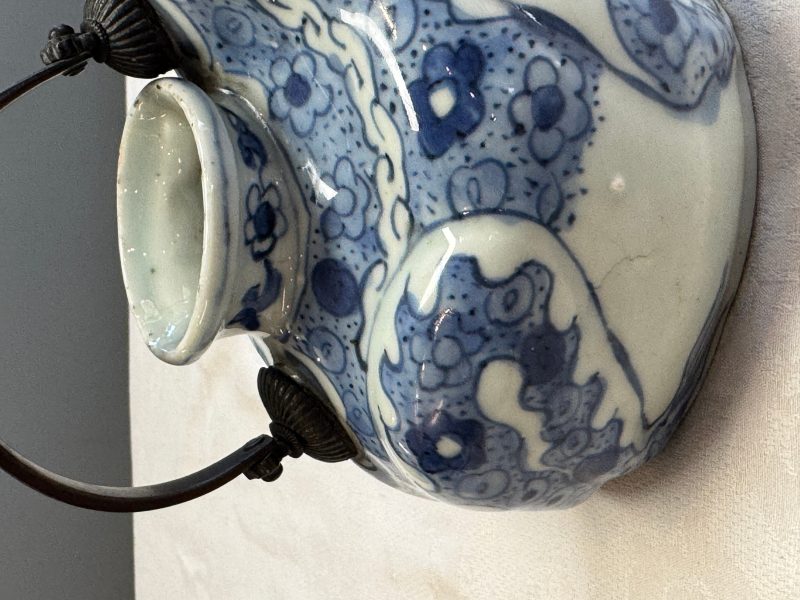 A Chinese blue and white 'Toad' ewer - 图30