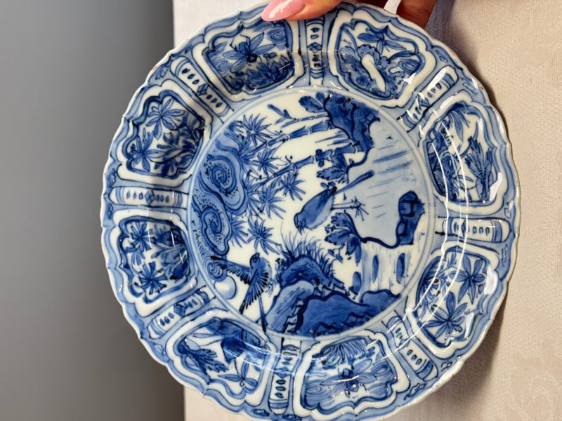 A Chinese blue and white 'Pair of Birds' plate - 图7