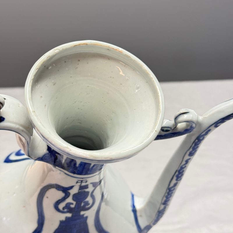 A Chinese blue and white 'Magic Fountain' ewer - 图25