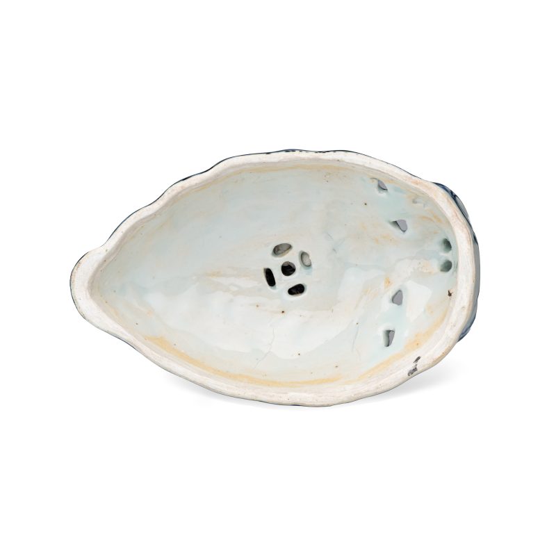 A rare Chinese blue and white ko-sometsuke 'Three-legged Toad' incense burner - 图8