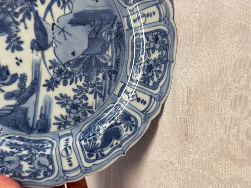 A Chinese blue and white plate with birds in a landscape - 图6