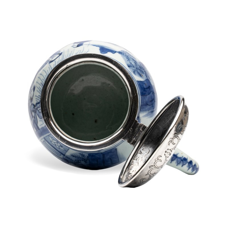 A Chinese blue and white silver-mounted 'Scholars' tankard - 图7