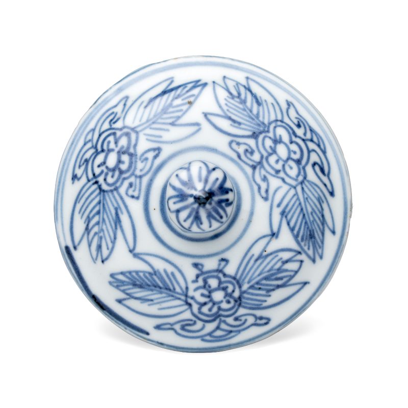 A Chinese blue and white wine pot and cover - 图8
