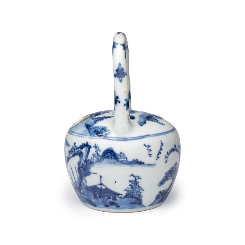 A rare Chinese blue and white 'Mountainous Riverscape' lime pot - 图2