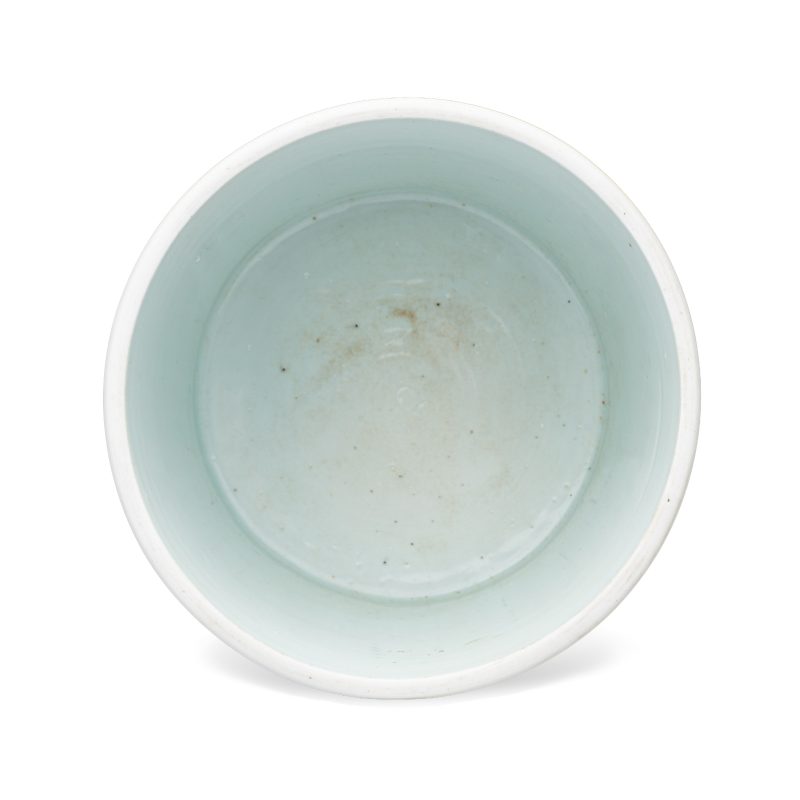 A rare and fine Chinese blue and white 'Xie An at the Battle of the Fei River' brushpot (Bitong) - 图6