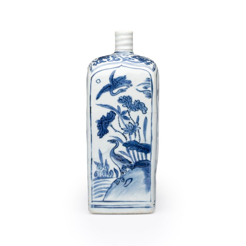 A Chinese blue and white 'Geese and Flowers' square flask - 图5