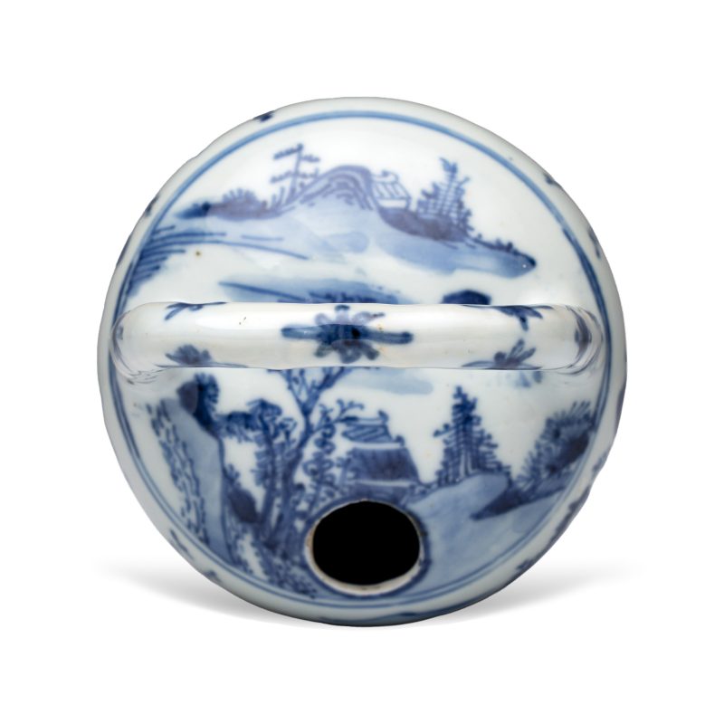 A rare Chinese blue and white 'Mountainous Riverscape' lime pot - 图5
