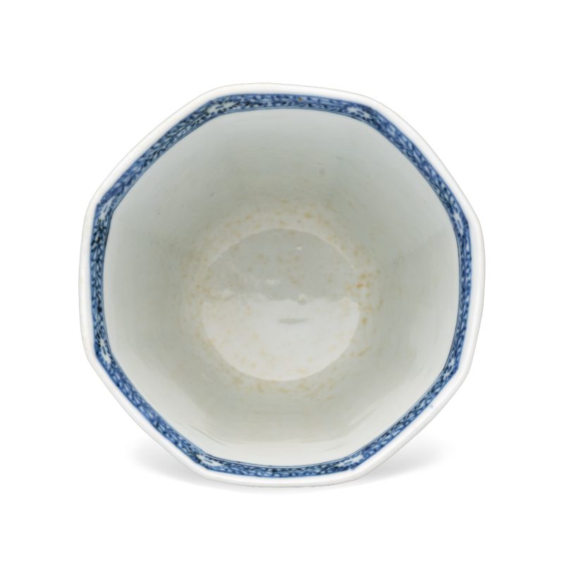 A Chinese blue and white ' Landscapes and Flowers' goblet - 图9