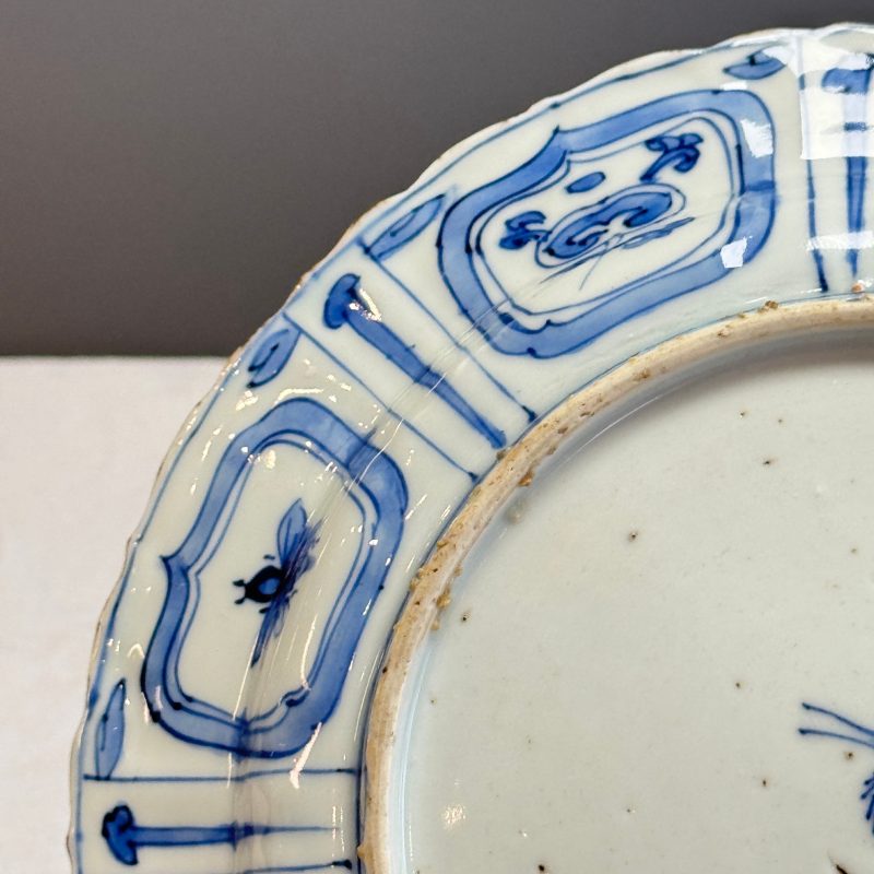 A Chinese blue and white 'Pair of Birds' plate - 图12
