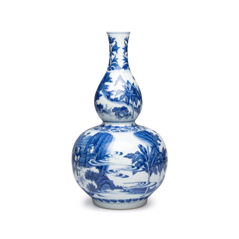 加官進爵 | A Chinese blue and white 'Jia Guan Jin Jue 加官進爵' double-gourd vase - 图2