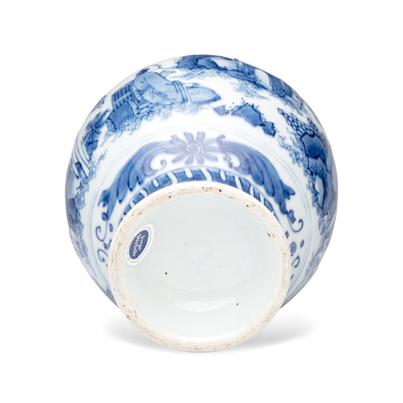 A rare Chinese blue and white 'Scholars Gathering' jug - 图7