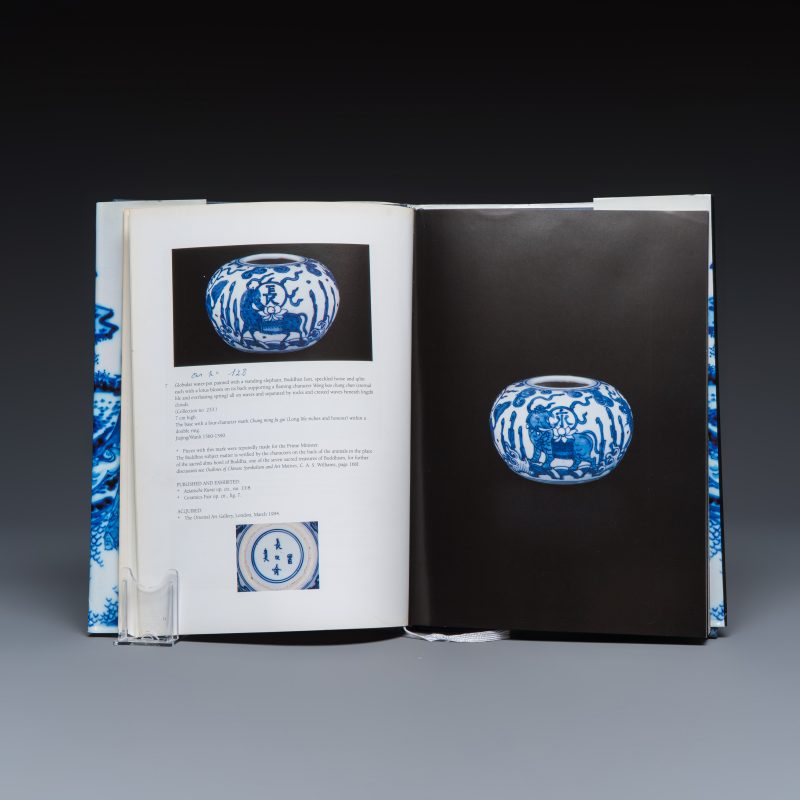 An extensive collection of 47 Marchant exhibition catalogues - 图16