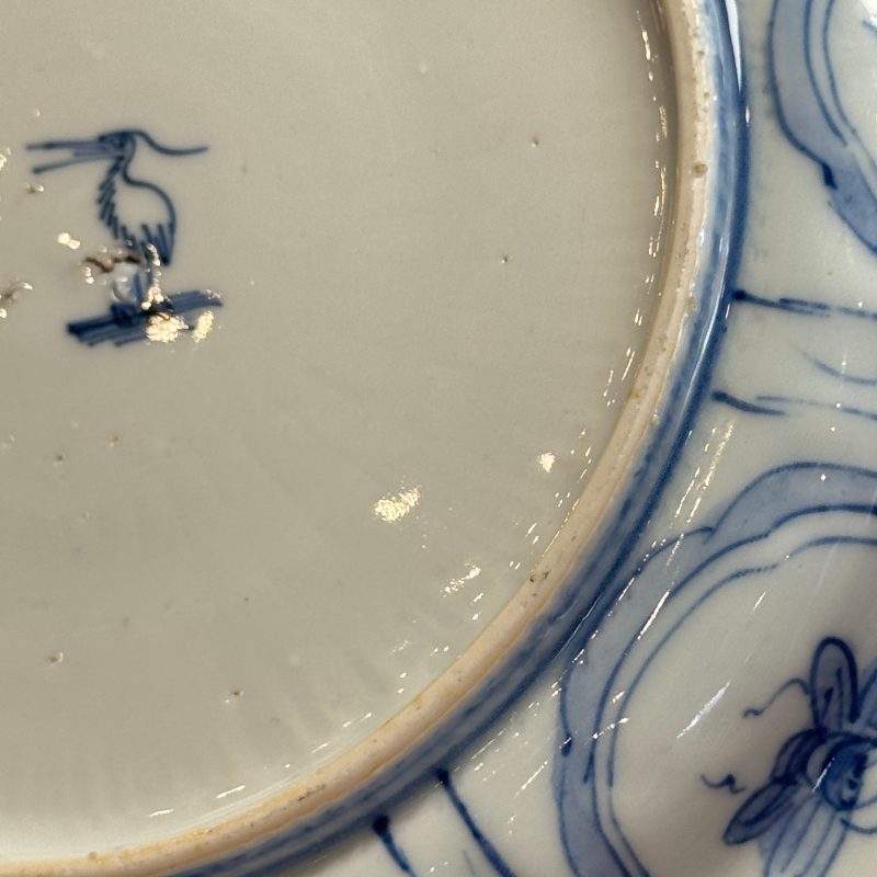 A Chinese blue and white 'Grasshopper and Butterfly' plate - 图18