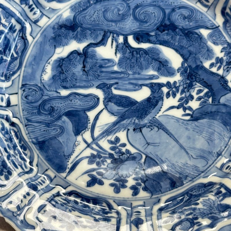 A Chinese blue and white 'Pheasants' plate - 图10