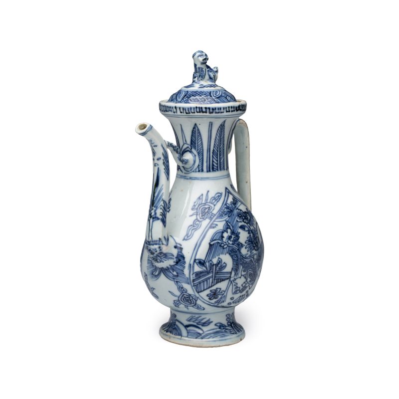 A Chinese blue and white 'Qilin' ewer and cover