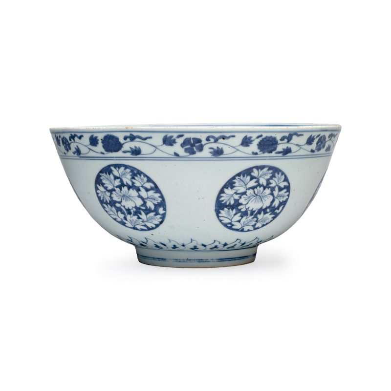 A blue and white Chinese 'Qilin and Flying Horses' bowl - 图5