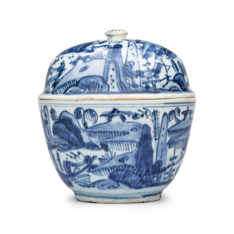 A Chinese blue and white 'Mountainous Riverscape' bowl and cover - 图4