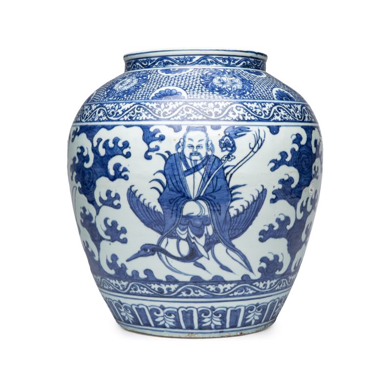 A rare Chinese blue and white 'Immortals' vase - 图2